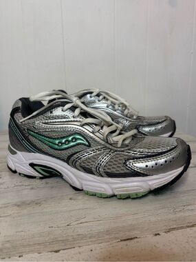 Saucony Grid Phantom 10 Running Shoe - Silver + Mint Green - Women's Size 8